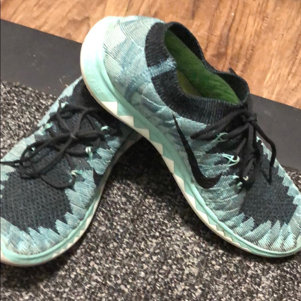 Nike